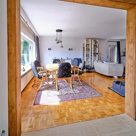 Eifel Ferienhaus Mirjam Мандершайд