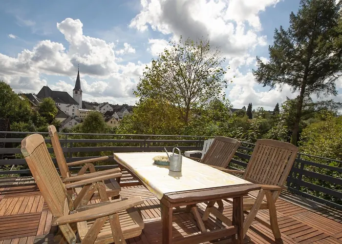Eifel Ferienhaus Mirjam * Manderscheid